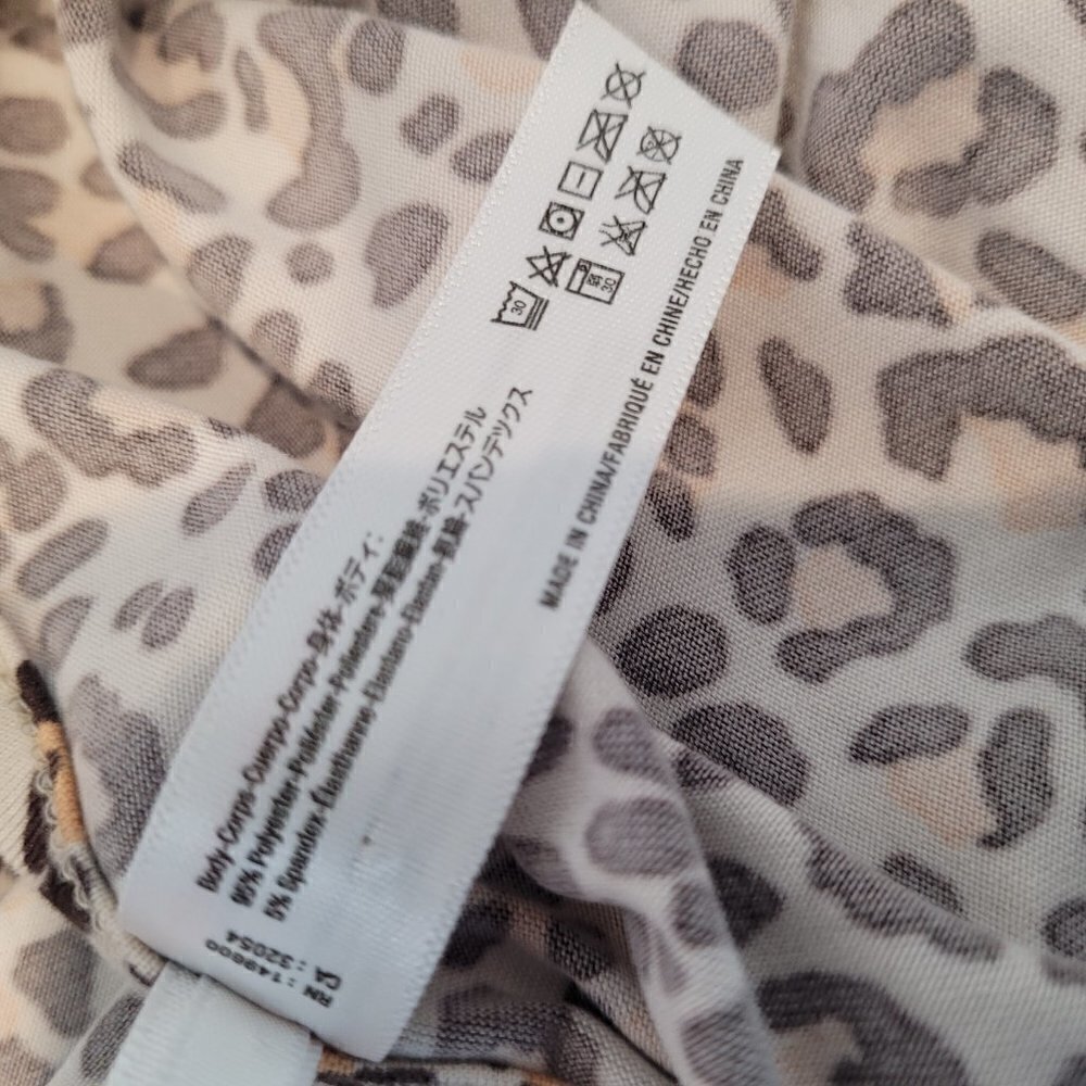 Flora Nikrooz Cora Leopard Print Robe - Picture 9 of 12
